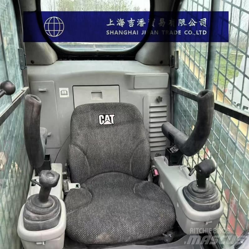 CAT 246 C Minilæsser - skridstyret