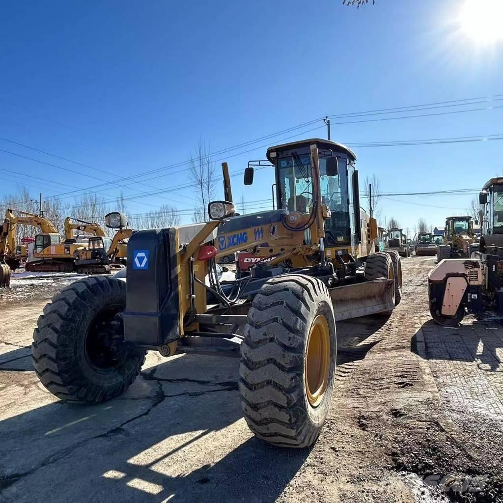 XCMG GR1805 Bulldozer