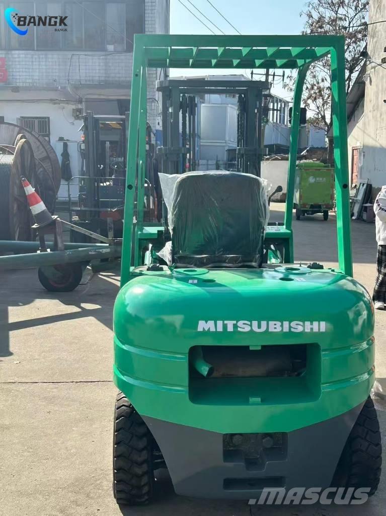 Mitsubishi FD 30 NT Diesel gaffeltrucks
