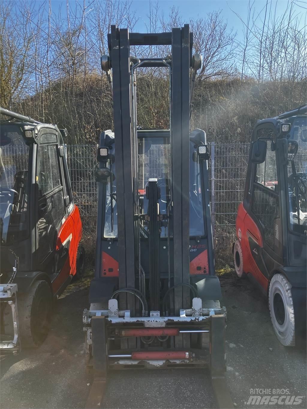 Linde H25T LPG gaffeltrucks