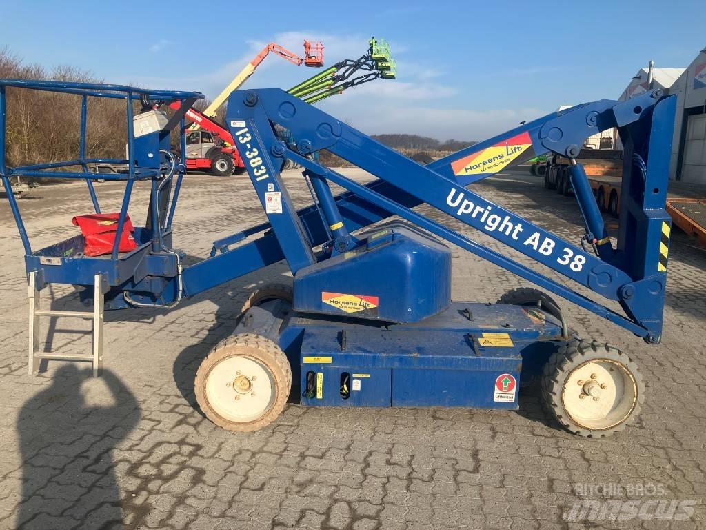 UpRight AB38N Bomlifte med knækarm