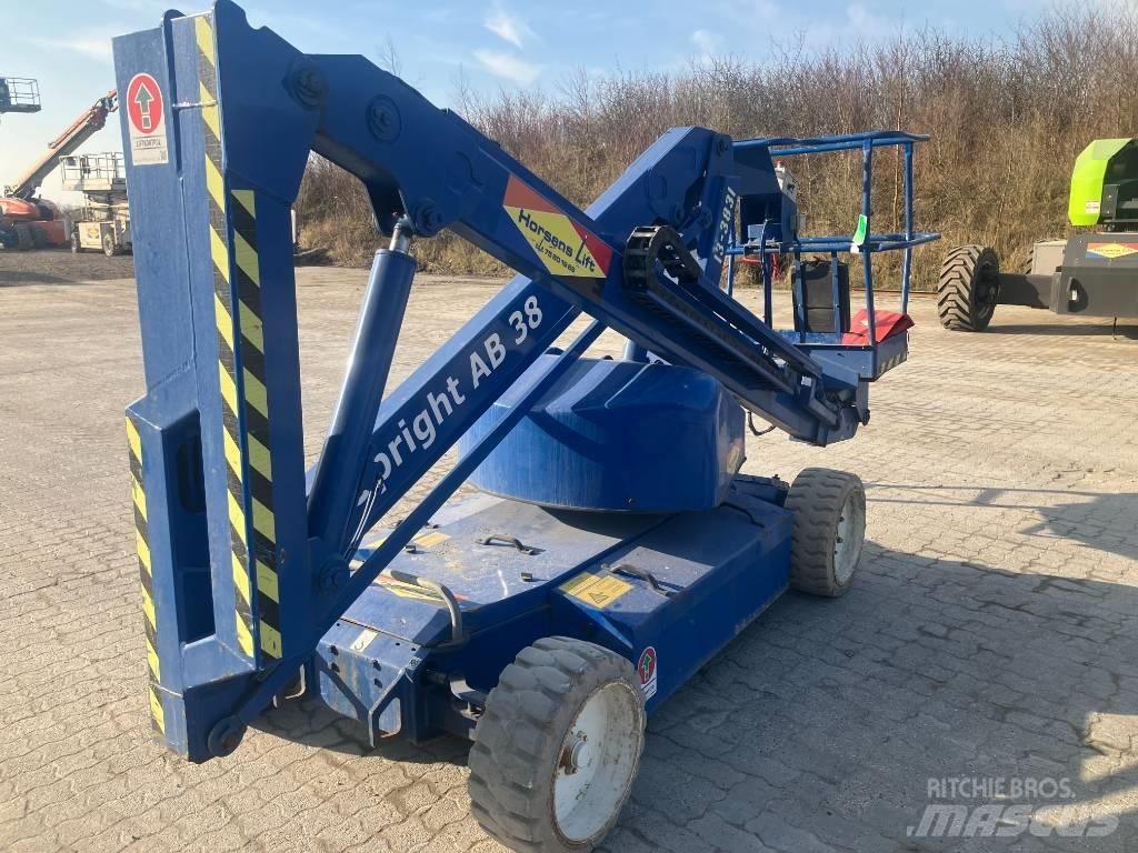 UpRight AB38N Bomlifte med knækarm