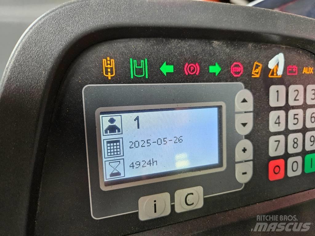 BT RR E 160 Reachtruck