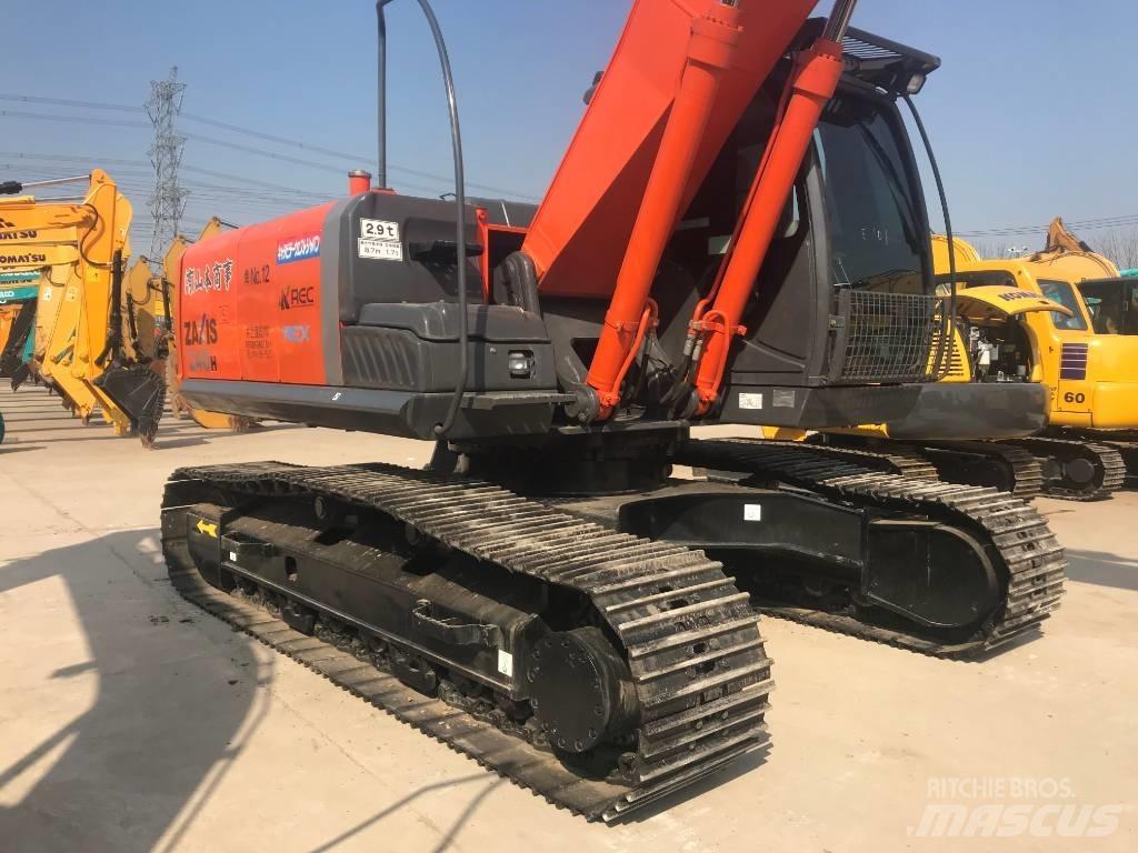 Hitachi ZX 240-3 Gravemaskiner på larvebånd