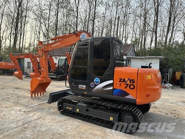 Hitachi ZX70 Gravemaskiner på larvebånd