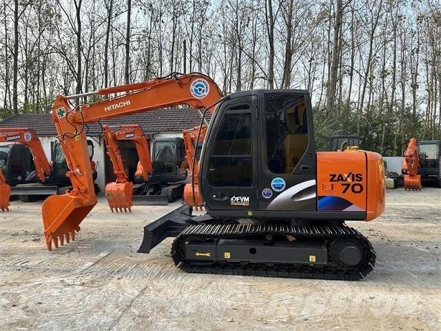 Hitachi ZX70 Gravemaskiner på larvebånd