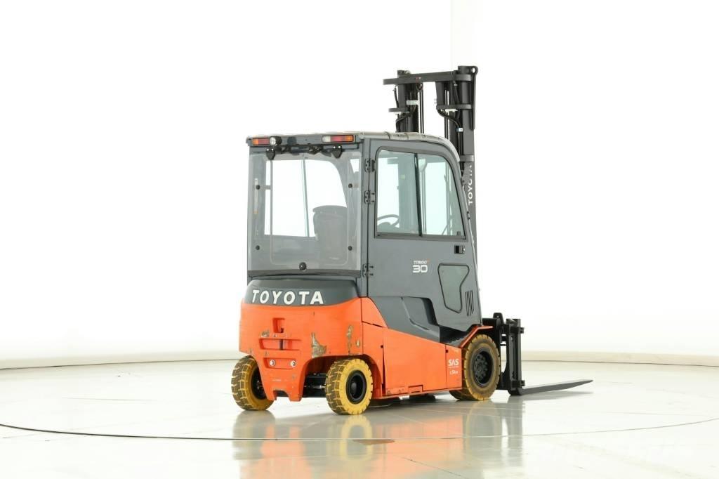 Toyota 8 FBMT 30 El gaffeltrucks