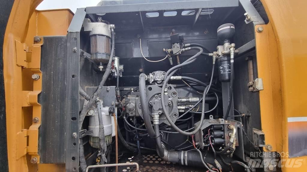 CASE CX 240 B Gravemaskiner på larvebånd