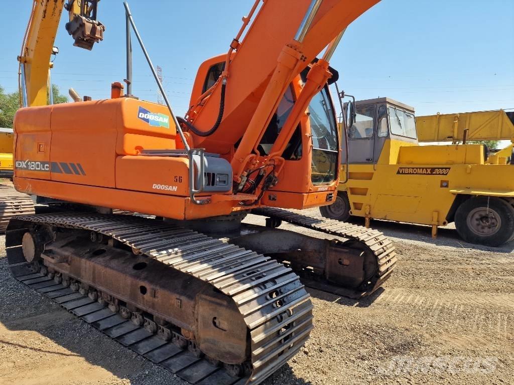 Doosan DX 180 LC Gravemaskiner på larvebånd