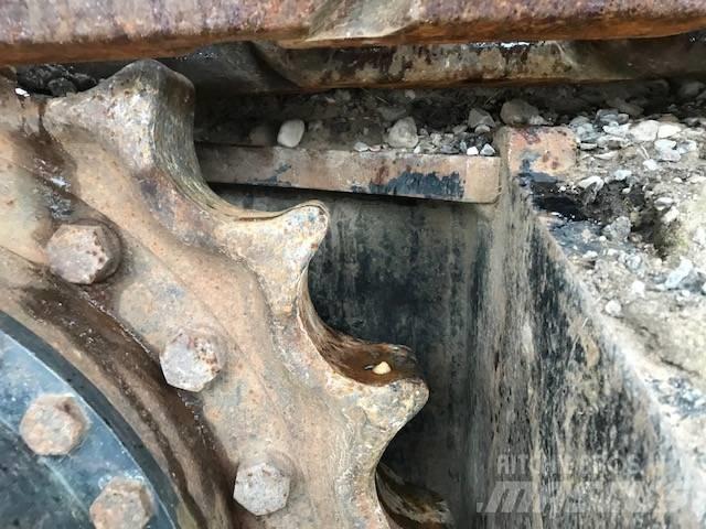 Hitachi ZX 270 LC Gravemaskiner på larvebånd