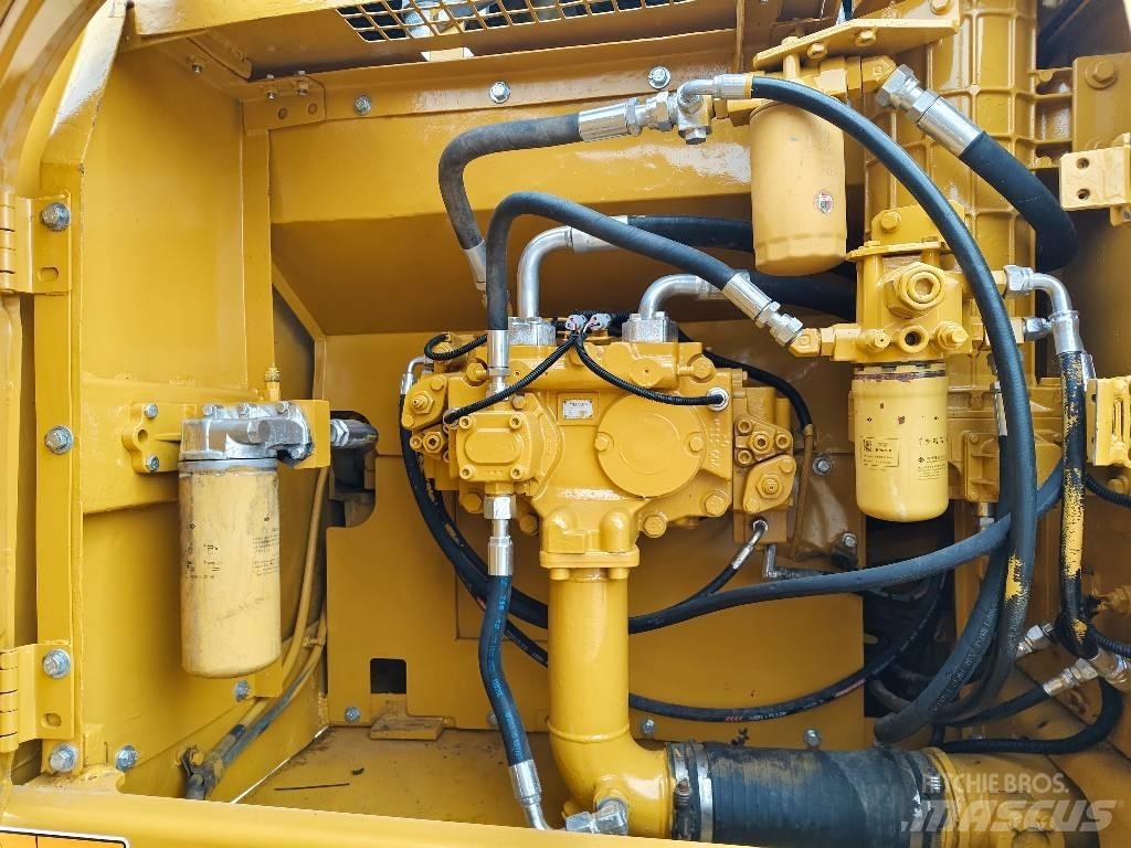 CAT 330 D2L Gravemaskiner på larvebånd