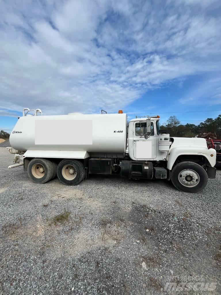 Mack RD 688 Tankvogne - vand