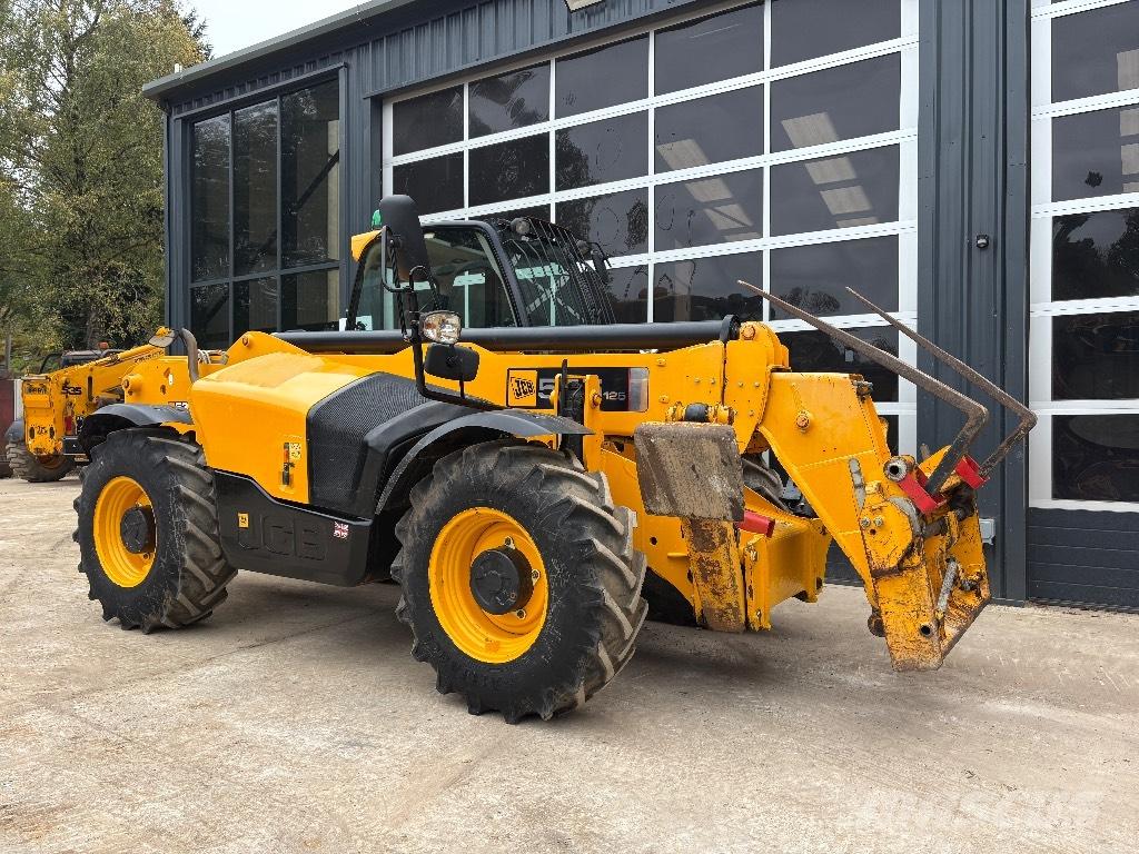 JCB 535-125 Teleskoplæssere