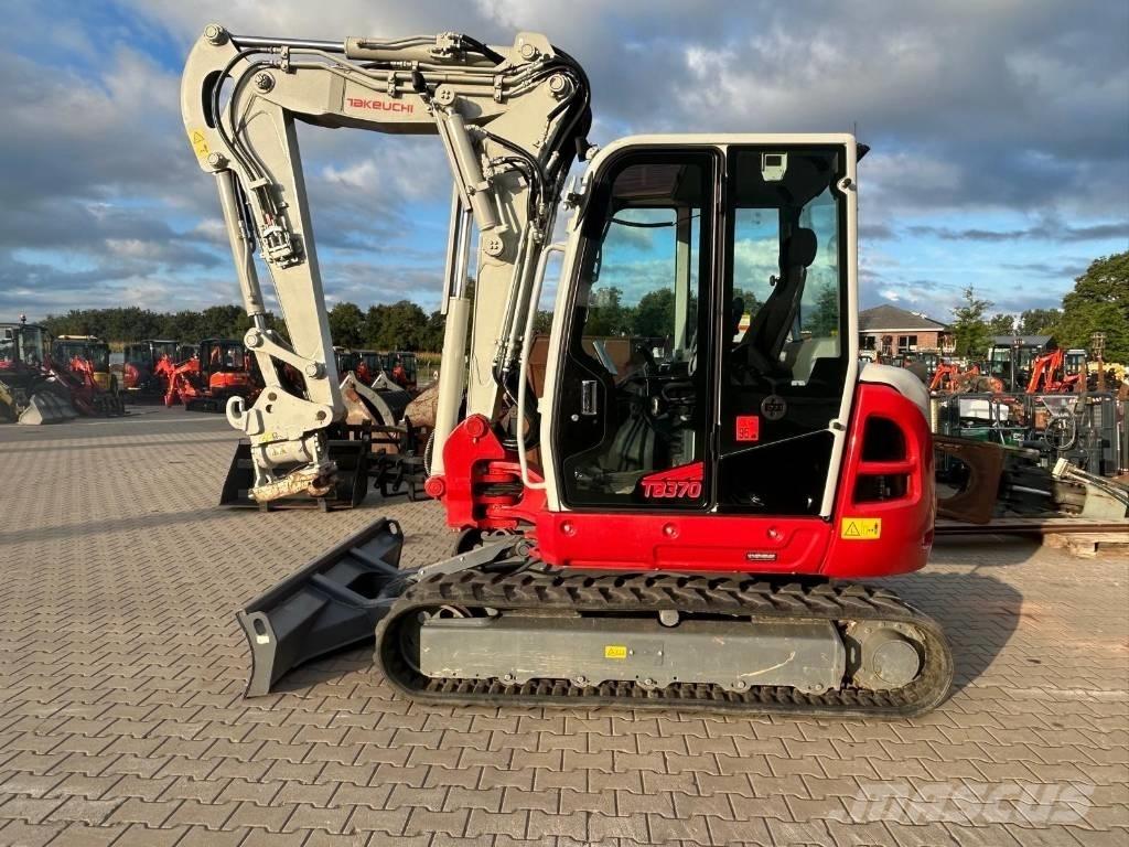 Takeuchi TB 370 V4 Midi-gravemaskiner 7t - 12t