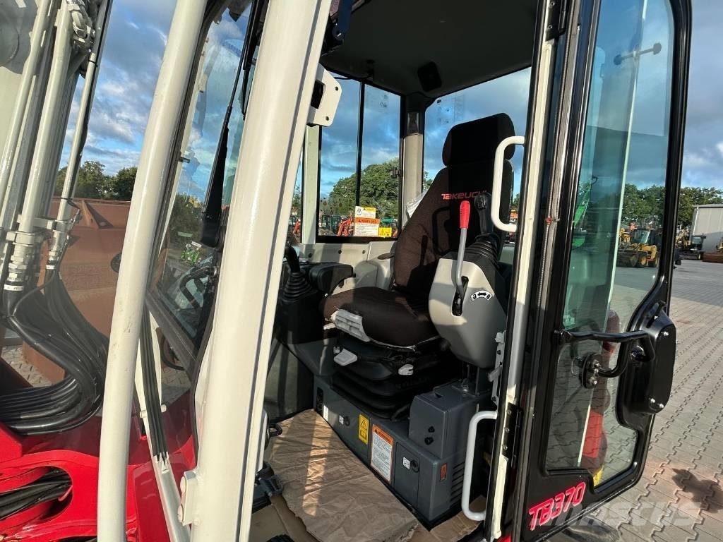 Takeuchi TB 370 V4 Midi-gravemaskiner 7t - 12t