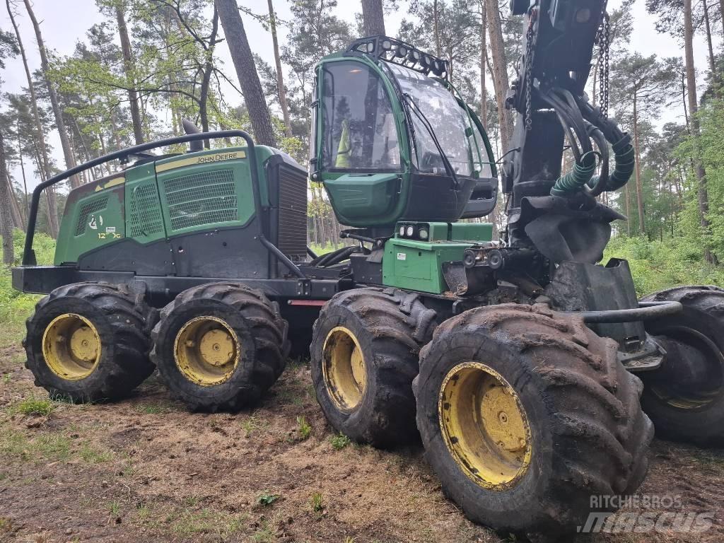 John Deere 1270 G Skovningsmaskiner
