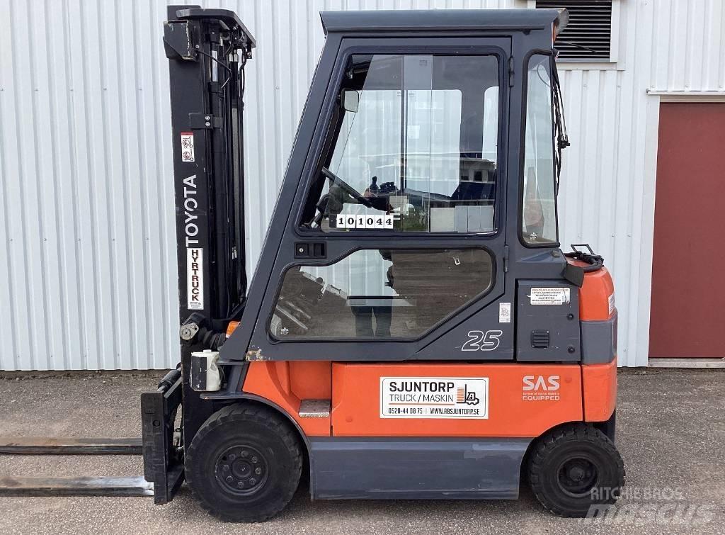 Toyota 7 FB MF 25 El gaffeltrucks