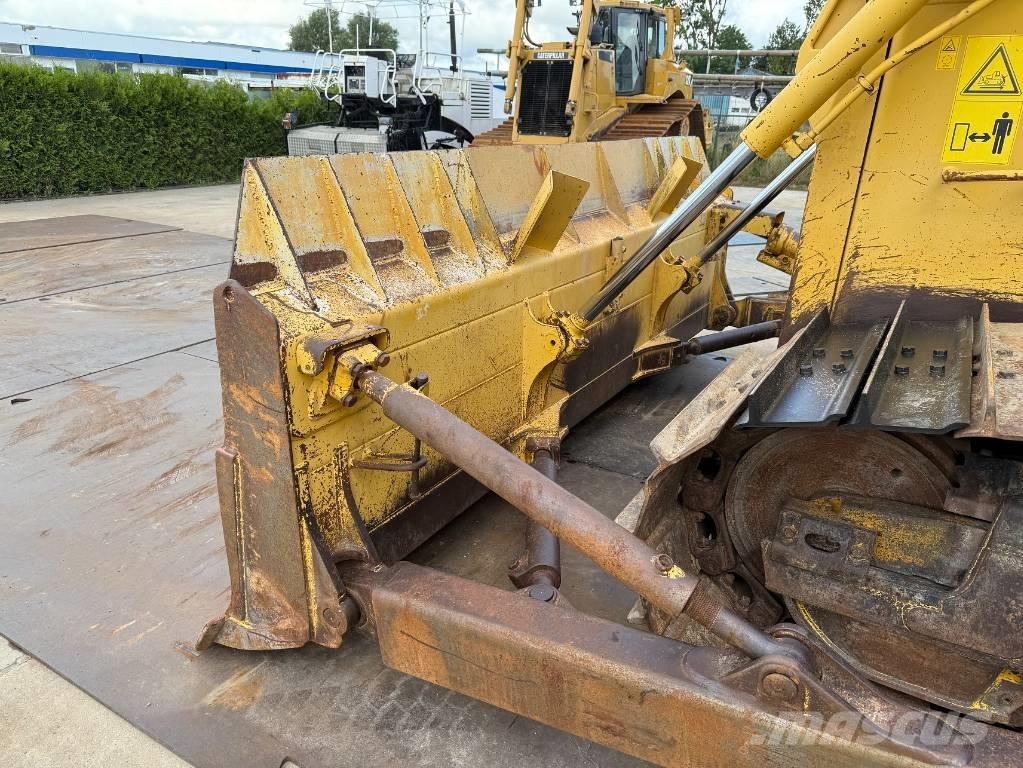 Komatsu D 65 PX-12 Bulldozer på larvebånd