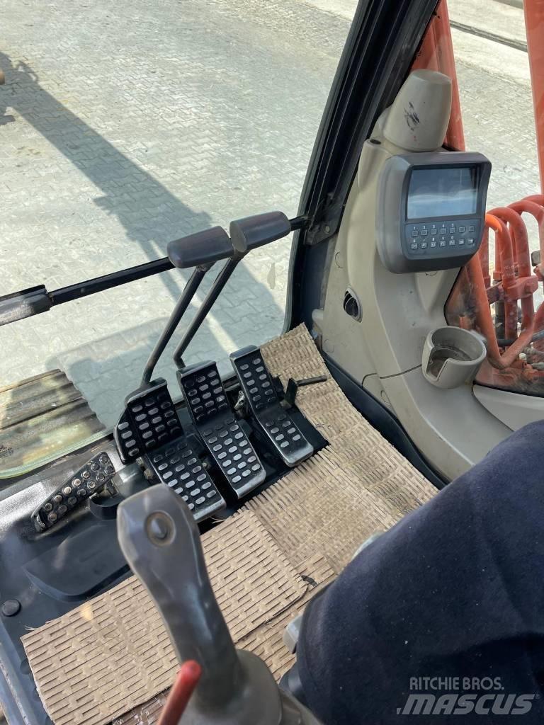 Hitachi ZX 180 Gravemaskiner på larvebånd