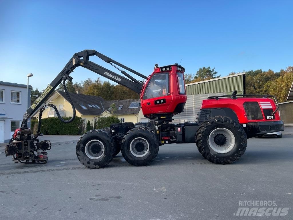 Komatsu 951 Skovningsmaskiner