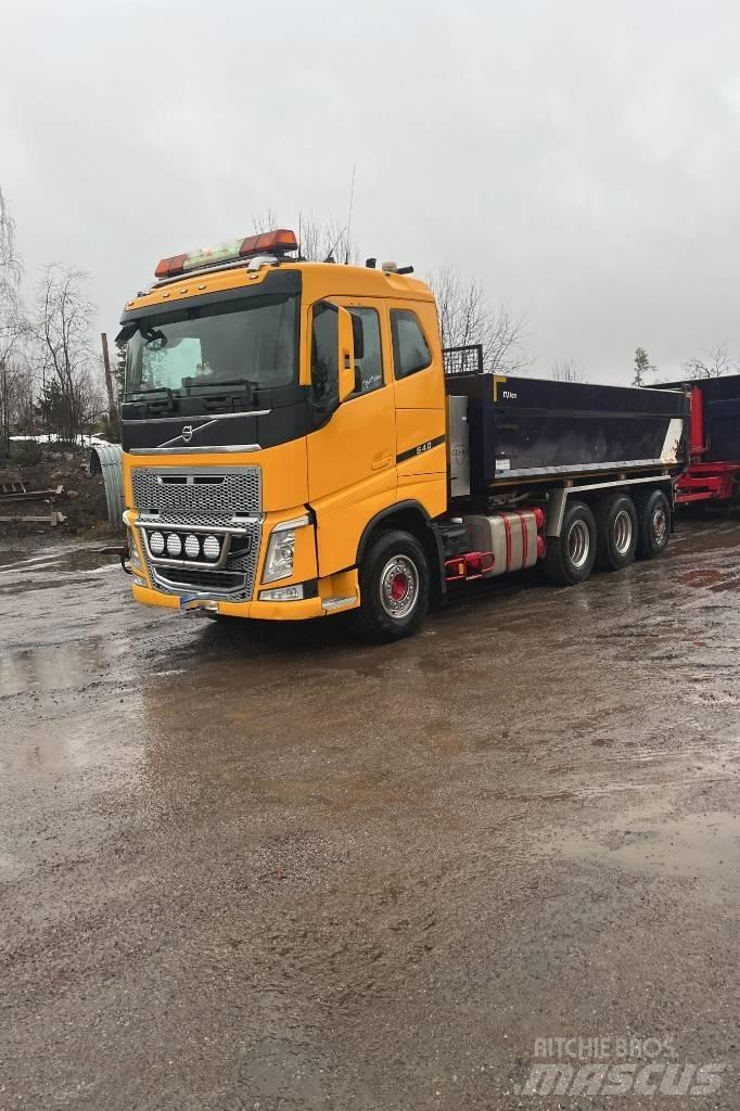 Volvo FH 540 Lastbiler med tip