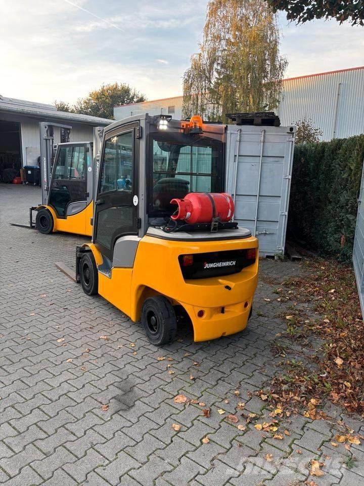Jungheinrich TFG 425 LPG gaffeltrucks
