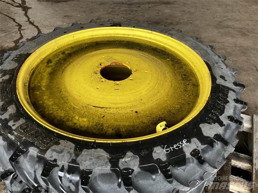 BKT 270/95R48 Hjul, Dæk og Fælge