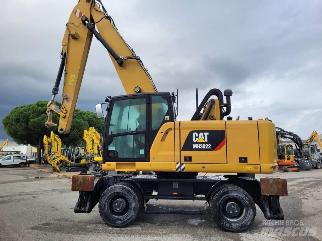 CAT mh3022 Gravemaskiner på hjul
