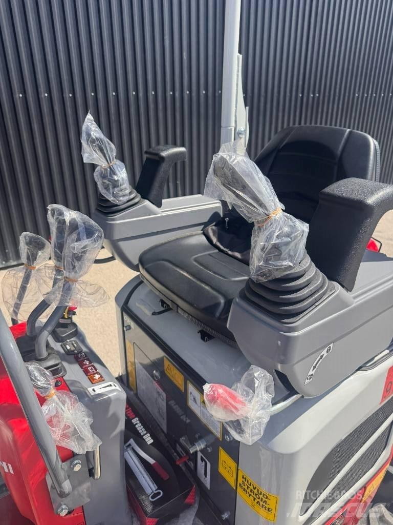 Takeuchi TB 210 R Minigravemaskiner