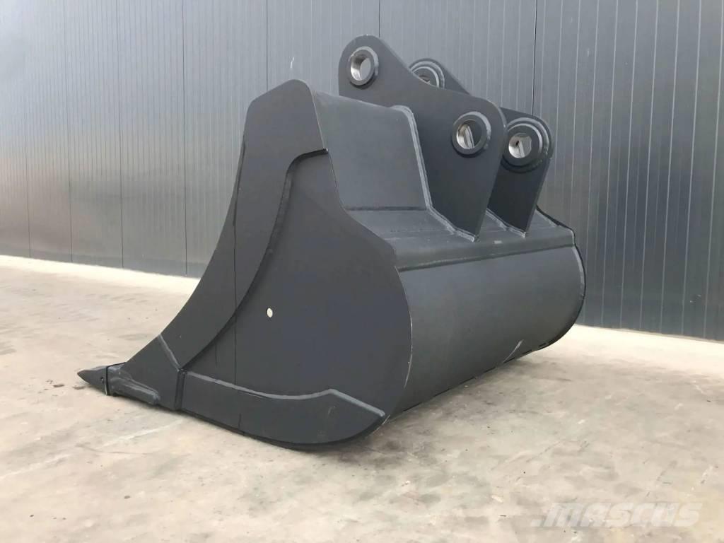 Komatsu PC210 Skovle