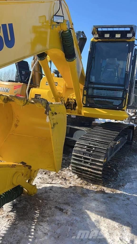 Komatsu PC 220-8 Gravemaskiner på larvebånd
