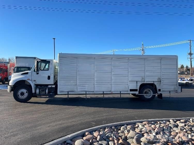 International 4300 Lastbiler til transport af drikkevarer