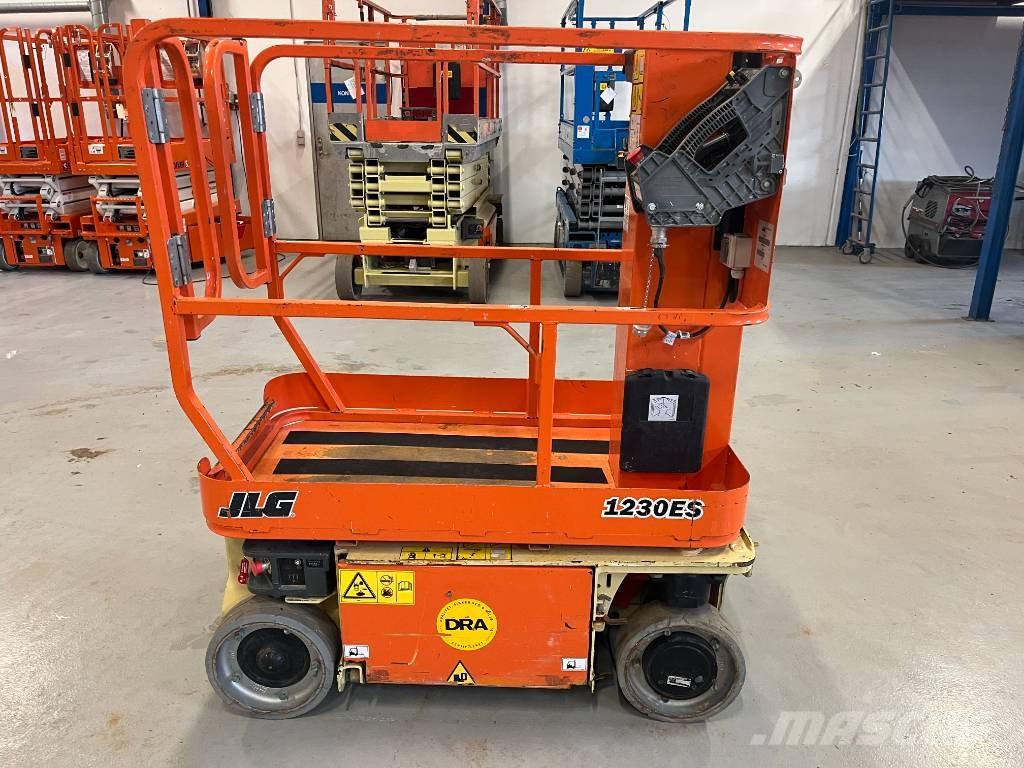 JLG 1230 ES Søjlelifte
