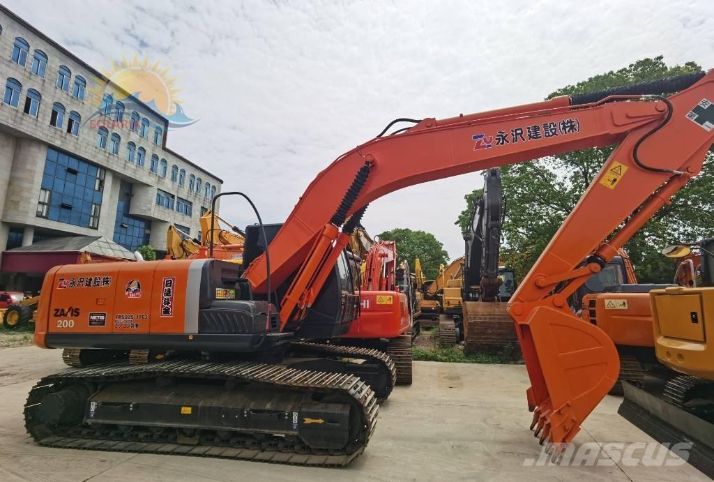 Hitachi ZX 200 Gravemaskiner på larvebånd