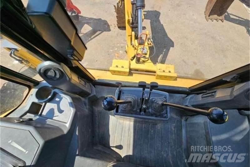 CAT 426F2 TLB Rendegravere