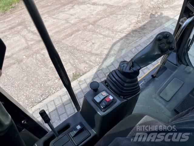 CAT M 315 D Gravemaskiner på hjul