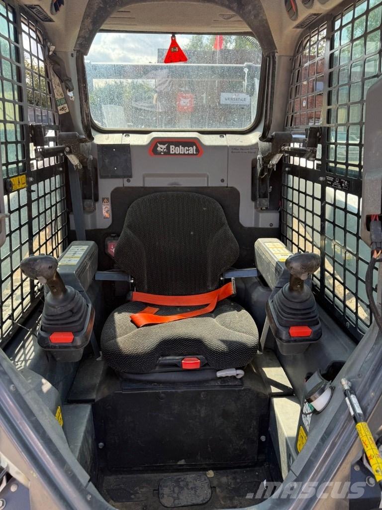 Bobcat T 76 Larvebåndslæssere