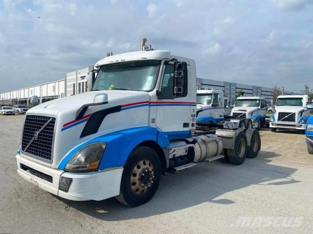 Volvo VNL Trækkere