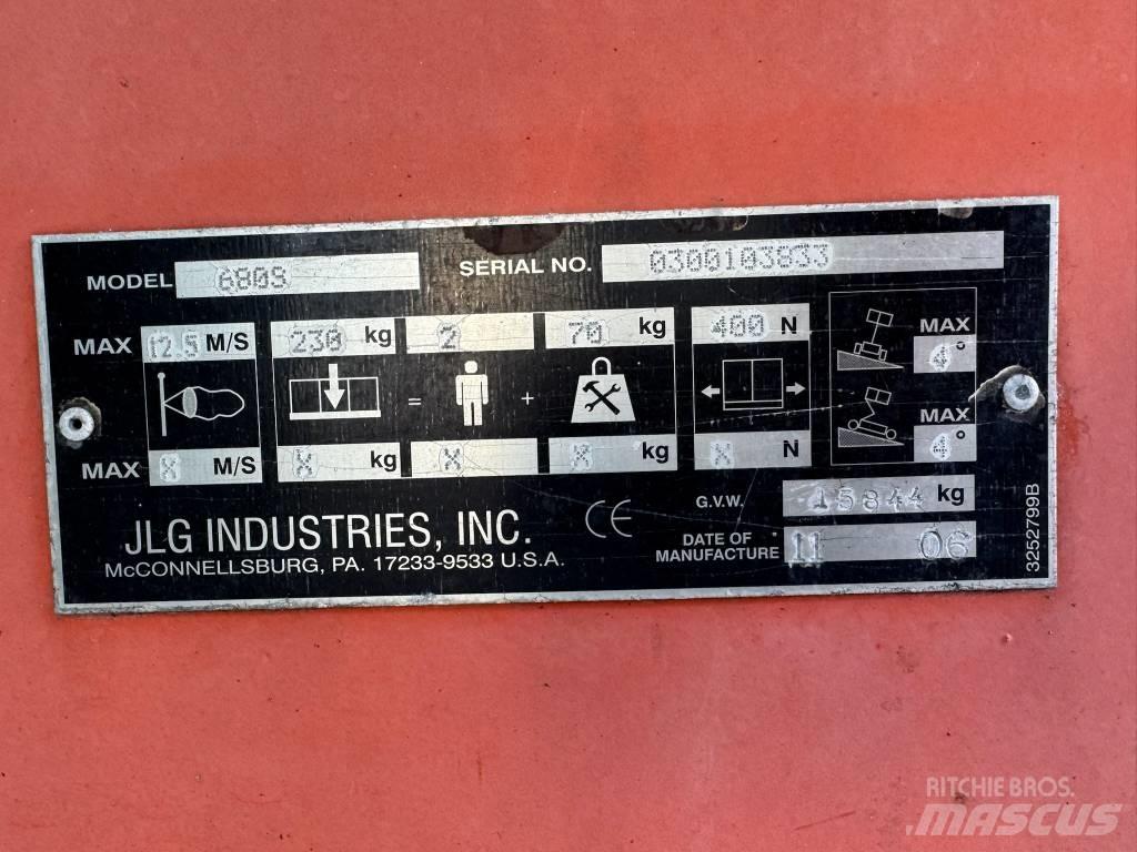 JLG 680 S Teleskoplifte