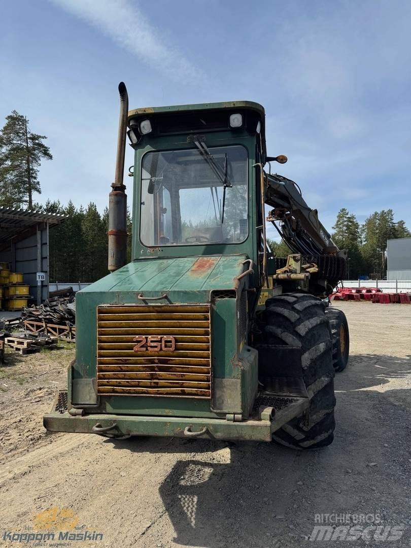 Ösa 250/706 Skovningsmaskiner
