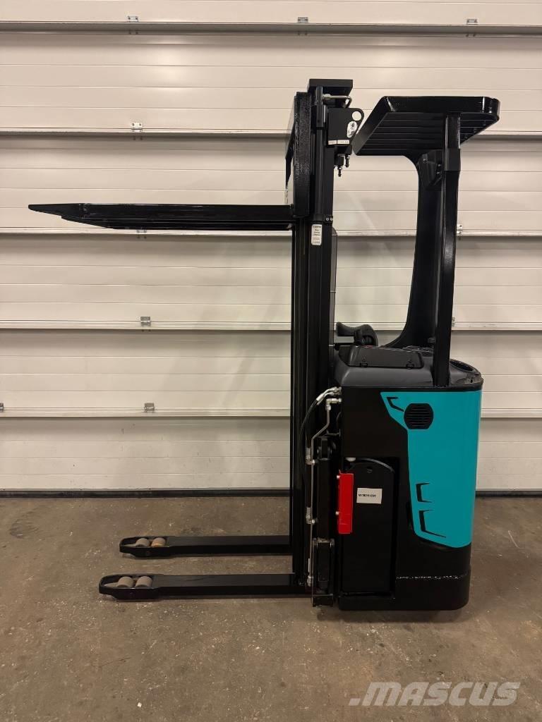 Mitsubishi SBR 12 N Selvkørende stablere