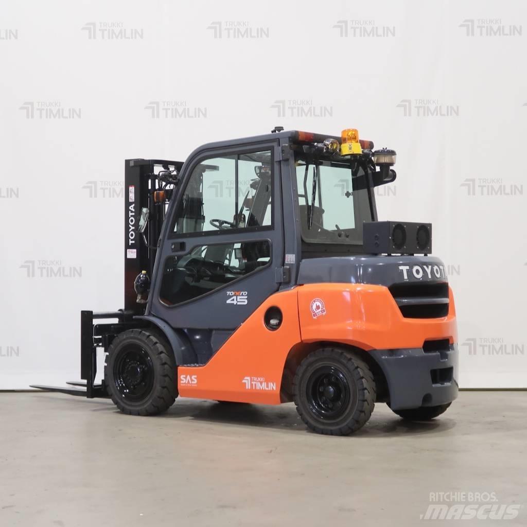 Toyota 40-8FD40N Diesel gaffeltrucks