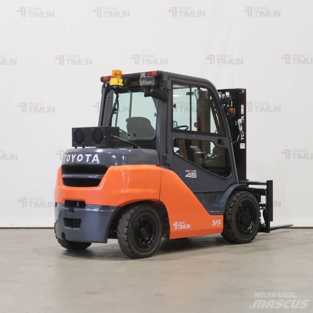 Toyota 40-8FD40N Diesel gaffeltrucks