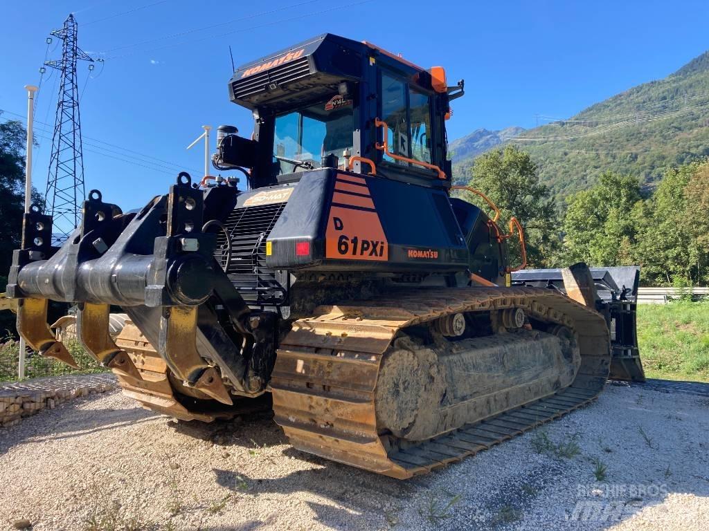Komatsu D61PXI-24E0 Bulldozer på larvebånd