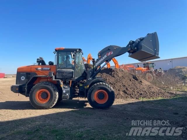 Doosan DL 200 Læssemaskiner på hjul