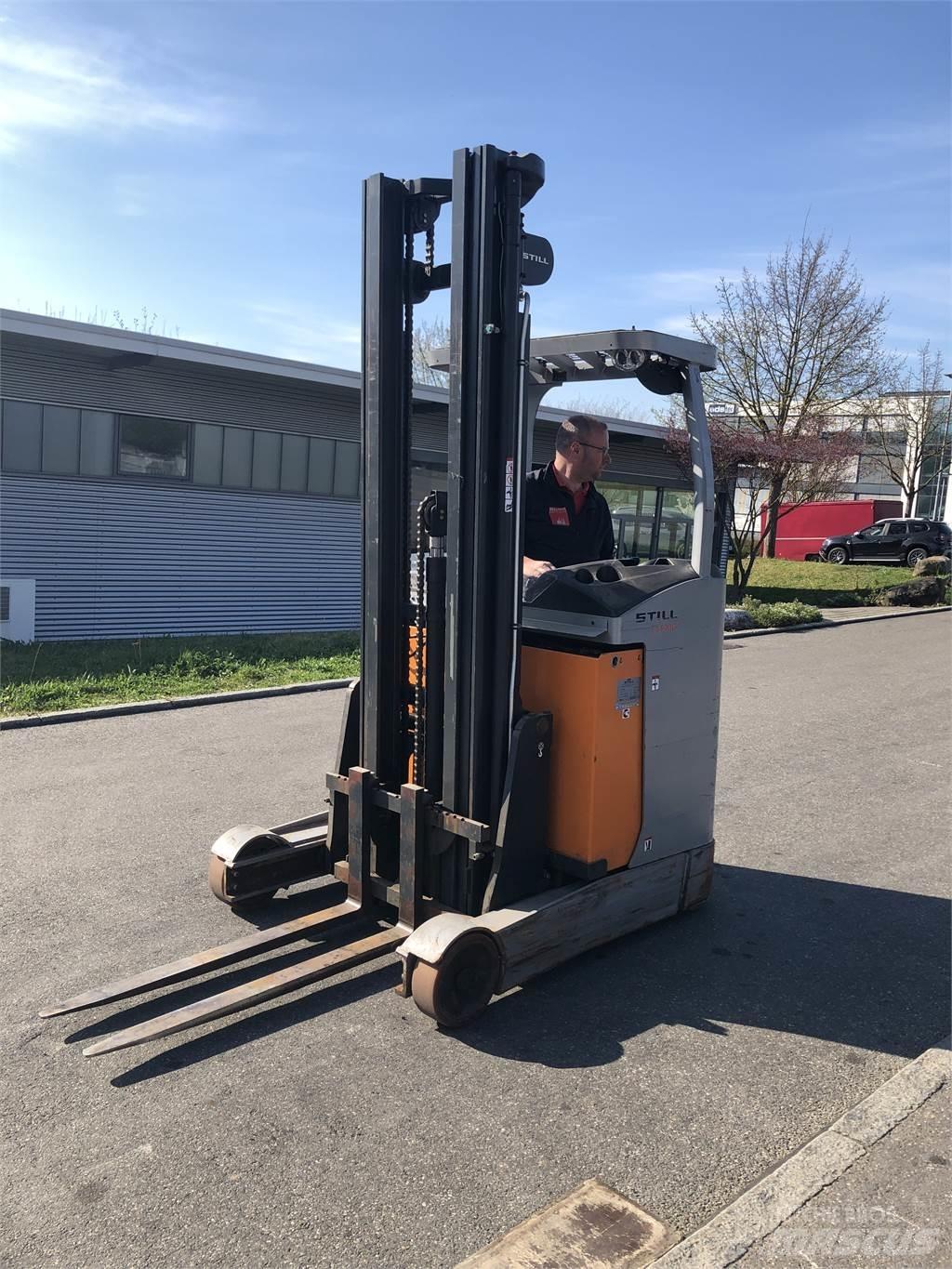 Still FM-X10 Reachtruck