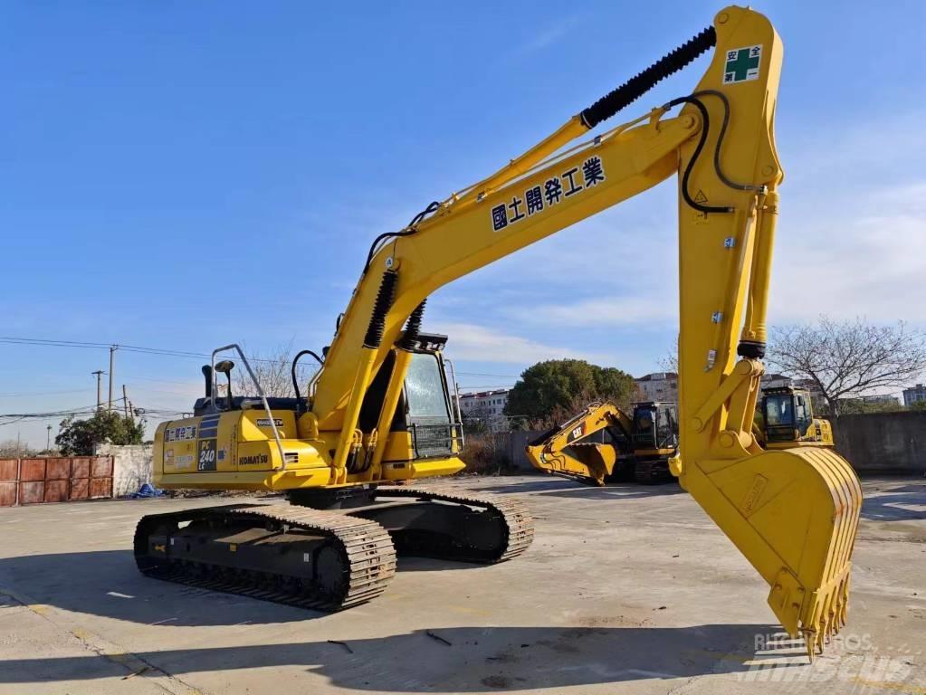 Komatsu PC 240-8 Gravemaskiner på larvebånd