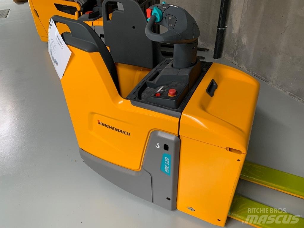 Jungheinrich ERE 120 El-palleløftere med platform