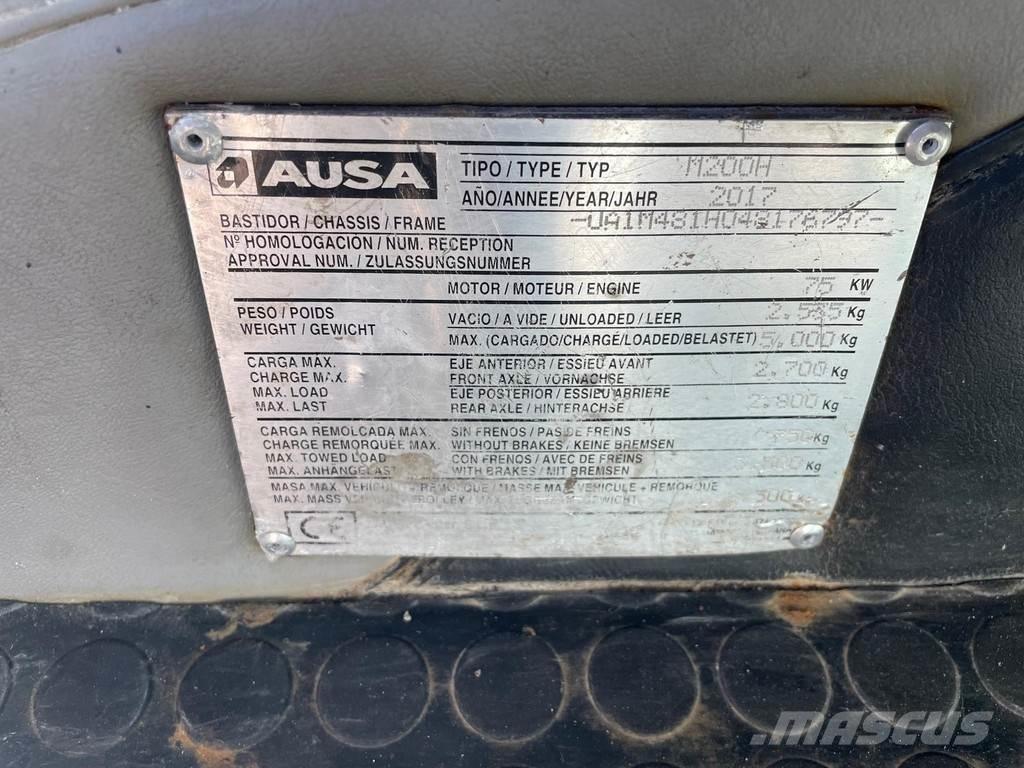 Ausa M200H 4X4 Hjælpemaskiner