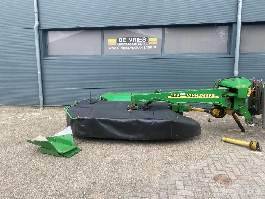 John Deere 324 Græsslåmaskiner